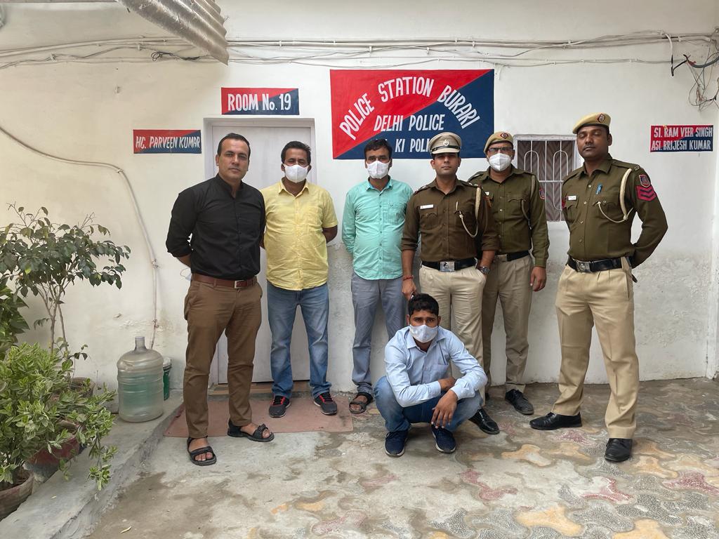 देवर ने भाभी की हत्या कर थाने में किया सरेंडर देवर ने भाभी की हत्या कर थाने में किया सरेंडर